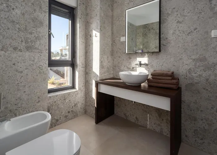 Villa La Istriana - Seaview, Heated Pool Krnica